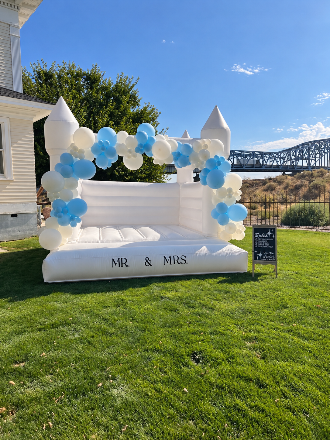 The Bella at Moore Mansion Wedding